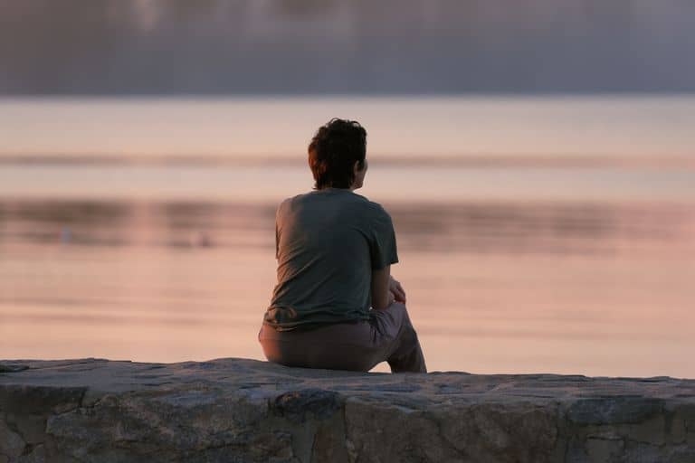 Smoking and PTSD: The Hidden Link That Keeps Trauma Survivors Trapped 2 smoking and PTSD trauma survivors quit smoking Australia subconscious